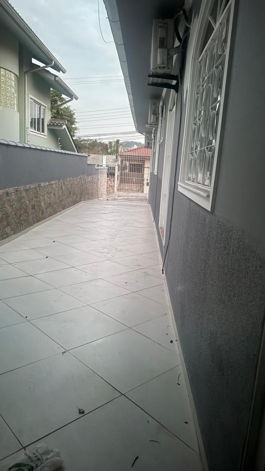 Casa Familiar 200m Hospital Regional * Sao Jose (Santa Catarina)
